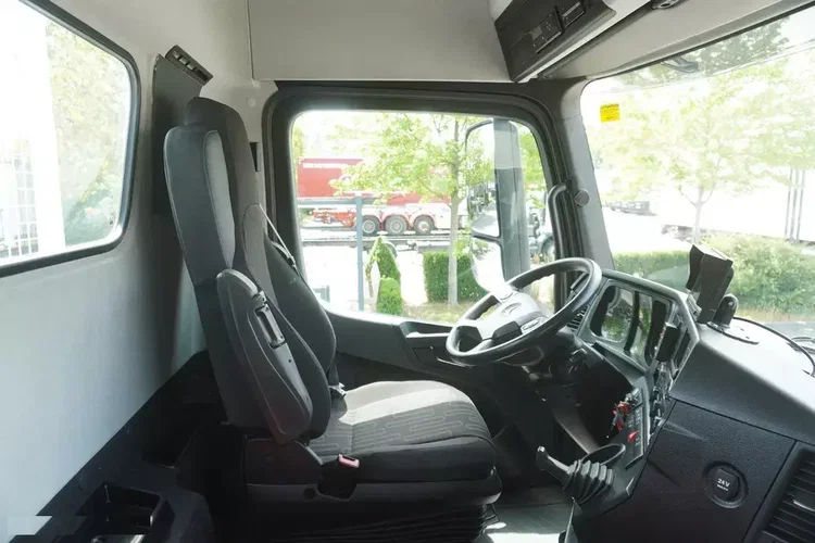 Mercedes Arocs 2633 burtowy / HDS FASSI F155A.0.23 / PILOT / 230 tys. km zdjęcie 28