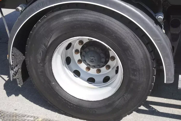 Iveco Eurocargo 190-280L / HDS Fassi F135A / 8 m / udźwig 5580 kg zdjęcie 25