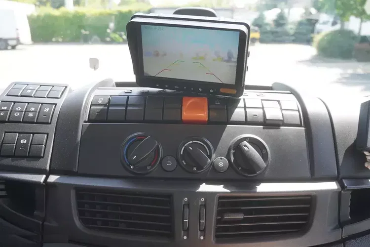 Iveco Eurocargo 190-280L / HDS Fassi F135A / 8 m / udźwig 5580 kg zdjęcie 37