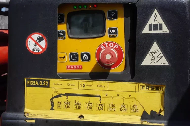 Iveco Eurocargo 190-280L / HDS Fassi F135A / 8 m / udźwig 5580 kg zdjęcie 8