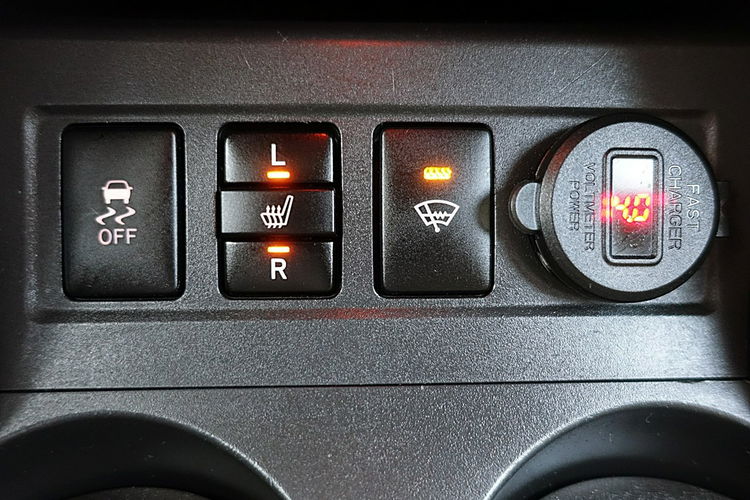 Toyota RAV-4 AUTOMAT 4x4 2.0 16V 158KM Skóra+Navi+Kamera Kupiony w POLSKIM SALONIE 4x2 zdjęcie 29