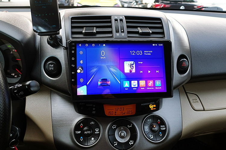 Toyota RAV-4 AUTOMAT 4x4 2.0 16V 158KM Skóra+Navi+Kamera Kupiony w POLSKIM SALONIE 4x2 zdjęcie 33