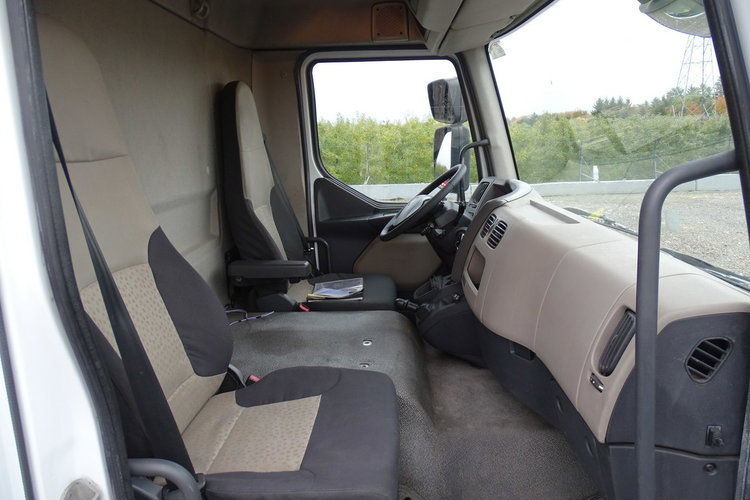 Renault MIDLUM 220 DXI Kontener 18 Euro Palet Sprowadzony Przebieg Udokumentowany , Klima , Automat , Winda, Kontener 18 Palet zdjęcie 17