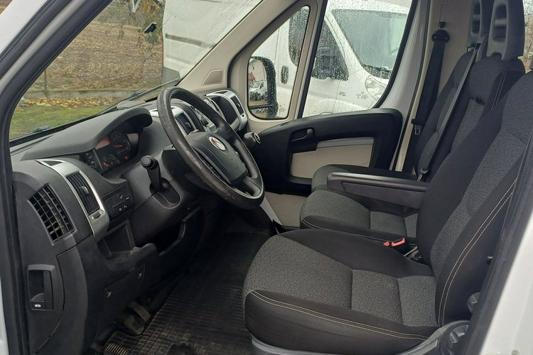 Fiat Ducato Brygadówka 7-Osób + skrzynia 3.40 x 2.10 m Salon PL zdjęcie 7