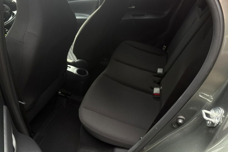 Toyota Aygo X 1.0 VVTi 72KM CVT STYLE VISION TECH, salon Polska, gwarancja zdjęcie 11