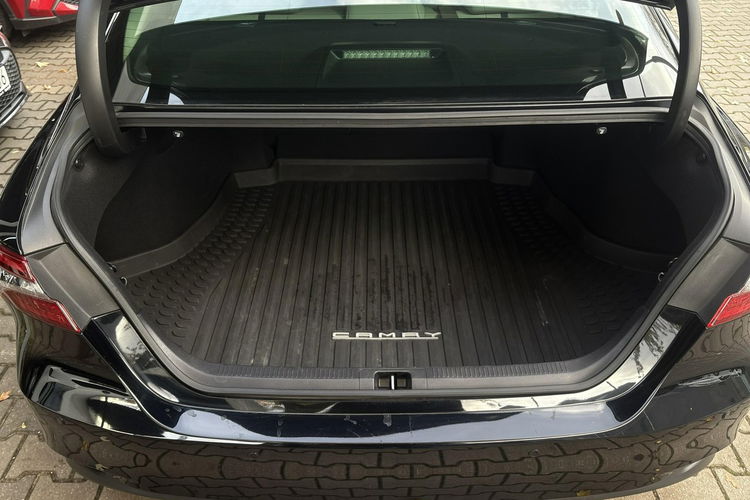 Toyota Camry 2.5 HSD 218KM EXECUTIVE, gwarancja, FV23% zdjęcie 12