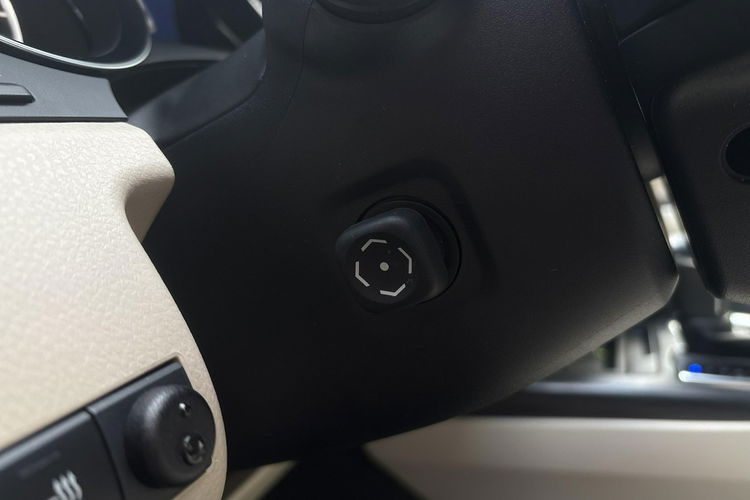 Toyota Camry 2.5 HSD 218KM EXECUTIVE, gwarancja, FV23% zdjęcie 31