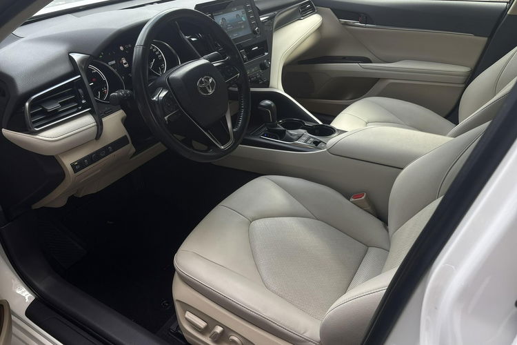 Toyota Camry 2.5 HSD 218KM COMFORT BUSINESS, salon Polska, gwarancja, FV23% zdjęcie 10