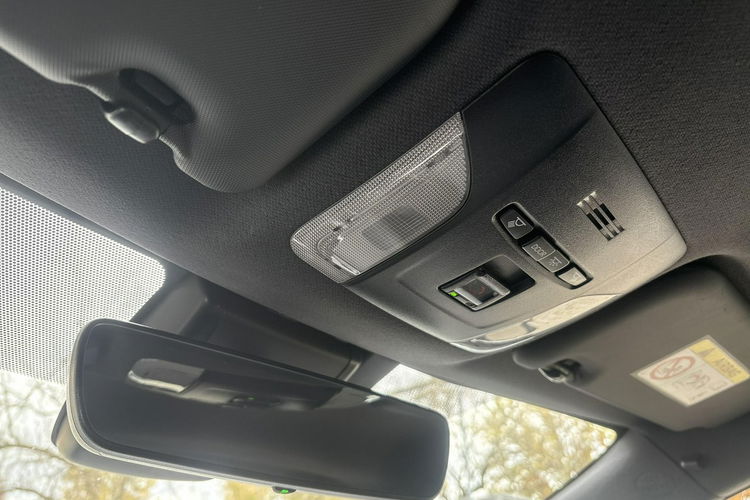 Toyota Corolla 1.8 Hybrid 122KM COMFORT TECH, salon Polska, gwarancja, FV23% zdjęcie 29