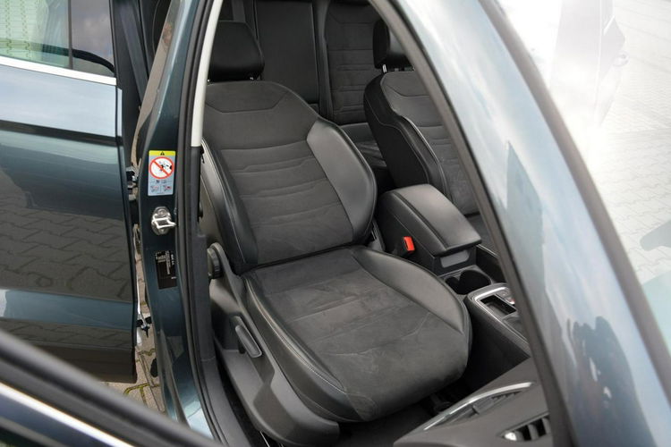 Seat Ateca Lift Led Virtual Cockpit Radar ACC Kamera360 Beats Sound Park Assist zdjęcie 19