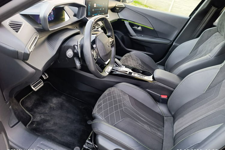 Peugeot 2008 line automat zdjęcie 16