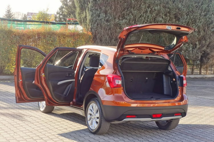 Suzuki SX4 S-Cross Navi Kamera 4 x 4 zdjęcie 11