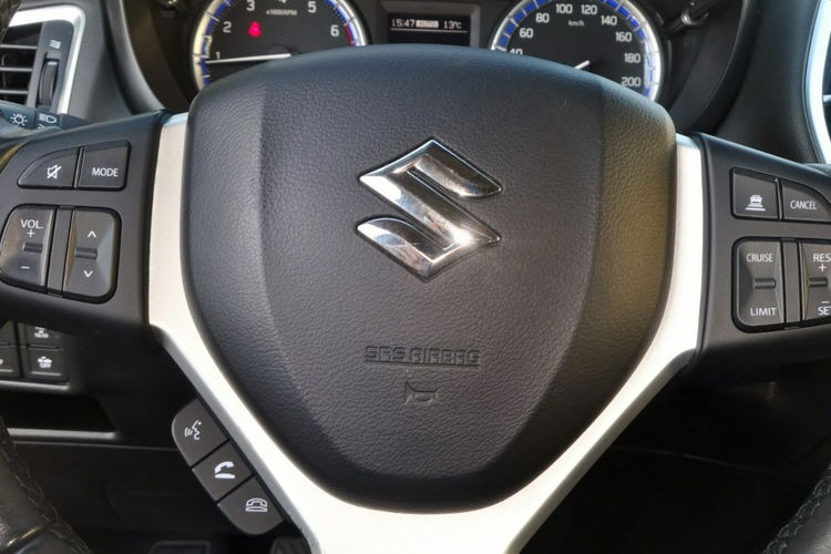 Suzuki SX4 S-Cross Navi Kamera 4 x 4 zdjęcie 14