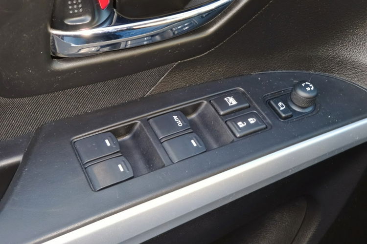 Suzuki SX4 S-Cross Navi Kamera 4 x 4 zdjęcie 24