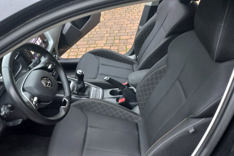 Skoda Scala 4 różne sztuki i roczniki Salon PL FV23% 32400 netto zdjęcie 17