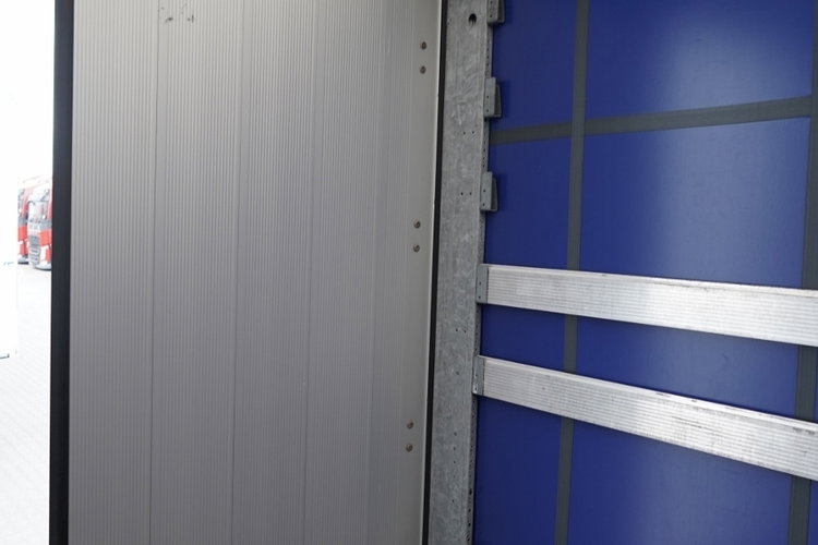 Schmitz -CARGOBULL / FIRANKA / STANDARD / MULDA DO STALI - 9 M / DACH PODNOSZONY / OŚ PODNOSZONA / 2021 ROK zdjęcie 22