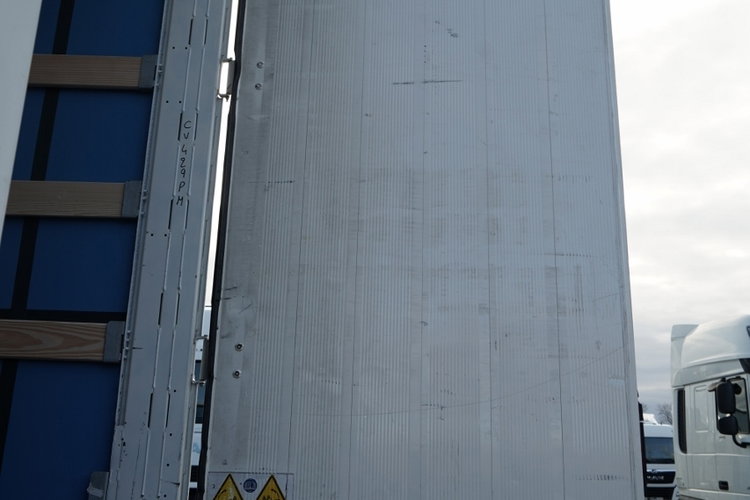 Schmitz FIRANKA / STANDARD / 2 OSIE  PODNOSZONE /  zdjęcie 14