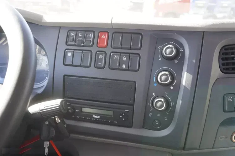 DAF LF 18.310 E6 / Bramowiec Fornal NKR 130V / HDS HMF 735 K2 / Manual zdjęcie 24