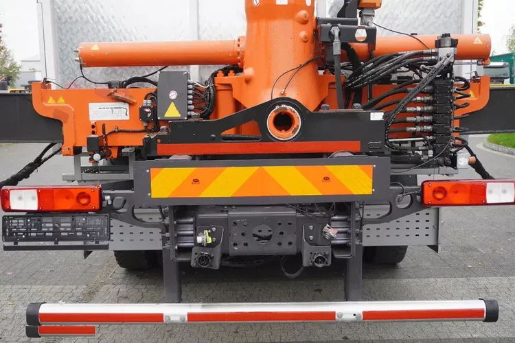 Renault C380 Comfort 6x4 / HDS Atlas 172.3E / Zasięg 12.3 m / Udźwig 6.1 t / Burtowy 17 EPAL zdjęcie 16