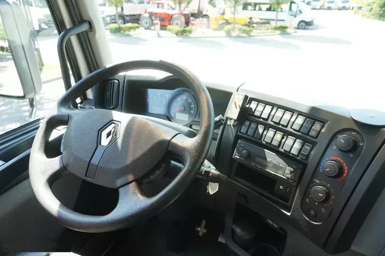 Renault C320 P 4x2 / HDS Fassi 6.2 t / Zasięg 10 m / Platforma 15 EPAL / 50 tys. km zdjęcie 29