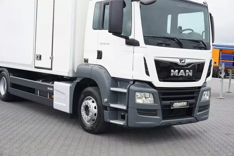 MAN TGS / 26.360 / EURO 6 / CHŁODNIA + WINDA / 20 PALET zdjęcie 22