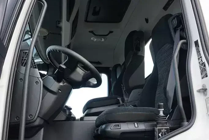 Mercedes / AROCS / 1843 / E 6 / WYWROTKA + HDS / ROTATOR / PALFINGER PK 13001 / WYSIĘG 17 M zdjęcie 9