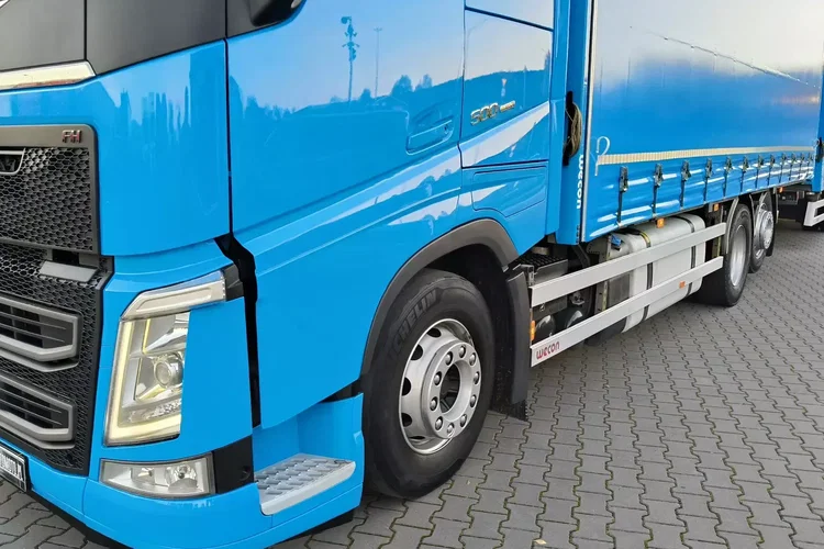Volvo FH4 500 KM / EURO 6 / ZESTAW PRZESTRZENNY / KLIMA POSTOJOWA / zdjęcie 12