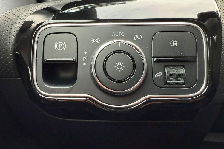 Mercedes A 35 AMG Polski salon, model 2020, bezwypadkowy, zdjęcie 28