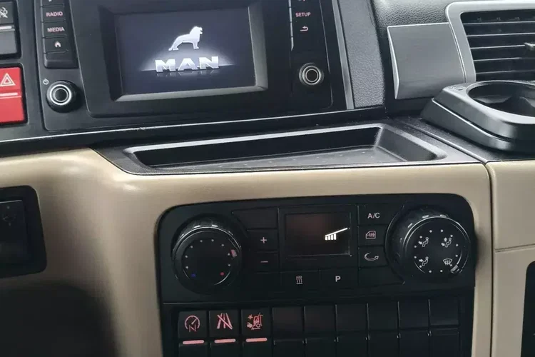 MAN TGM 18.250 / FIRANKA 7.30 + WINDA / ZSUWANY DACH / EURO 6 / zdjęcie 35