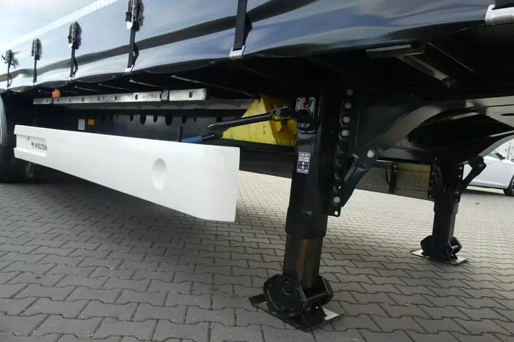 Wielton MEGA / FIRANKA / OŚ PODNOSZONA / ZADBANA / zdjęcie 14