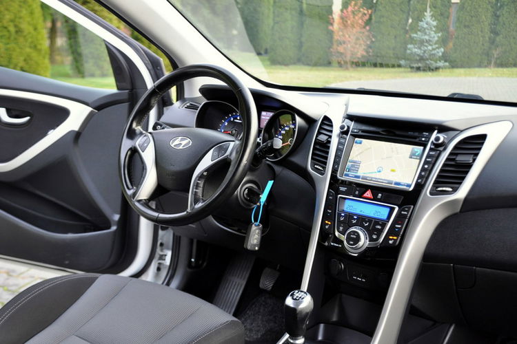 Hyundai i30 1.4i(99KM) Led Duża Navi Kamera Parktronik Welur I Wł Alu 16"ASO zdjęcie 25
