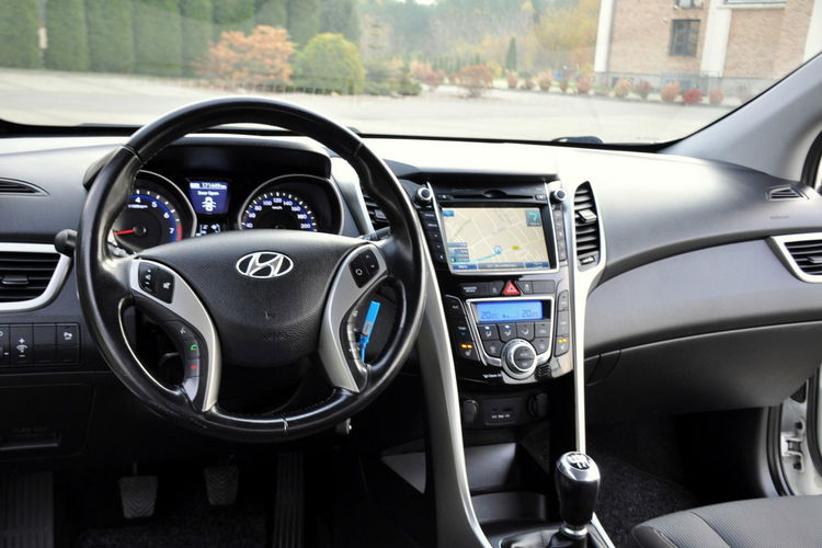 Hyundai i30 1.4i(99KM) Led Duża Navi Kamera Parktronik Welur I Wł Alu 16"ASO zdjęcie 29