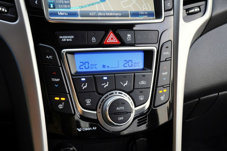 Hyundai i30 1.4i(99KM) Led Duża Navi Kamera Parktronik Welur I Wł Alu 16"ASO zdjęcie 32