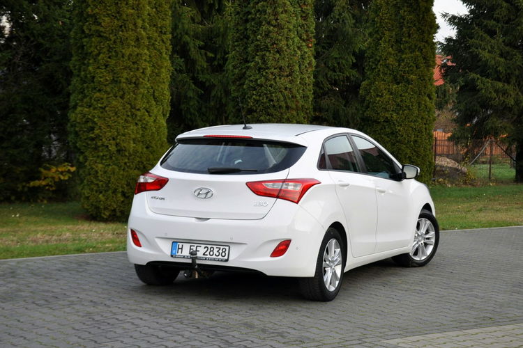Hyundai i30 1.4i(99KM) Led Duża Navi Kamera Parktronik Welur I Wł Alu 16"ASO zdjęcie 6
