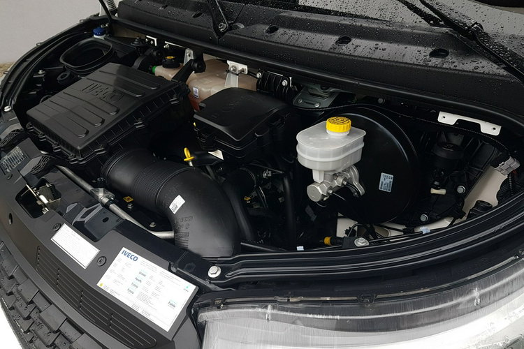 Iveco Daily KONTENER NISKOPODŁOGOWY 4.43x2.23x2.42 SKLEP BAR FOODTRUCK KAMPER AC zdjęcie 13