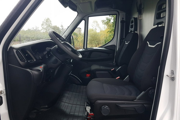 Iveco Daily KONTENER NISKOPODŁOGOWY 4.43x2.23x2.42 SKLEP BAR FOODTRUCK KAMPER AC zdjęcie 21
