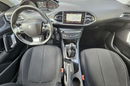 Peugeot 308 SW Model 2020 , nawigacja, czytanie znaków, kontrola pasa ruchu, led zdjęcie 17
