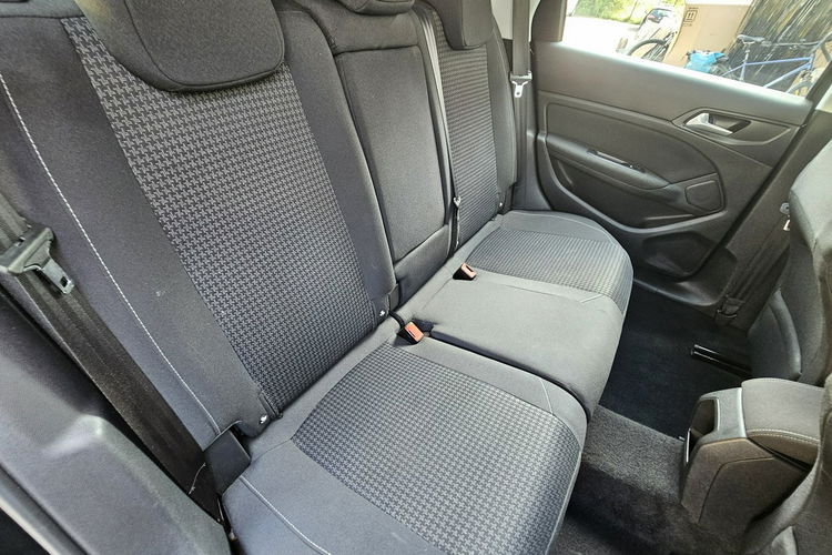 Peugeot 308 SW Model 2020 , nawigacja, czytanie znaków, kontrola pasa ruchu, led zdjęcie 32