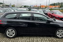 Peugeot 308 SW Model 2020 , nawigacja, czytanie znaków, kontrola pasa ruchu, led zdjęcie 5