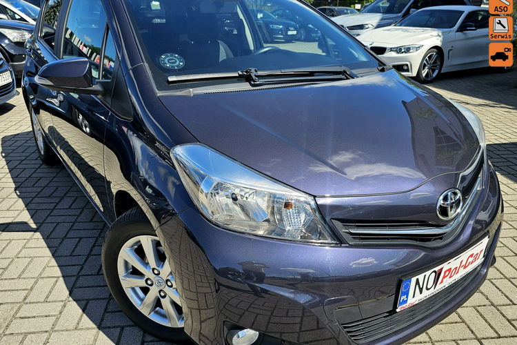 Yaris Kamera cofania, alufelgi, serwisoawany Toyota,  zdjęcie 1
