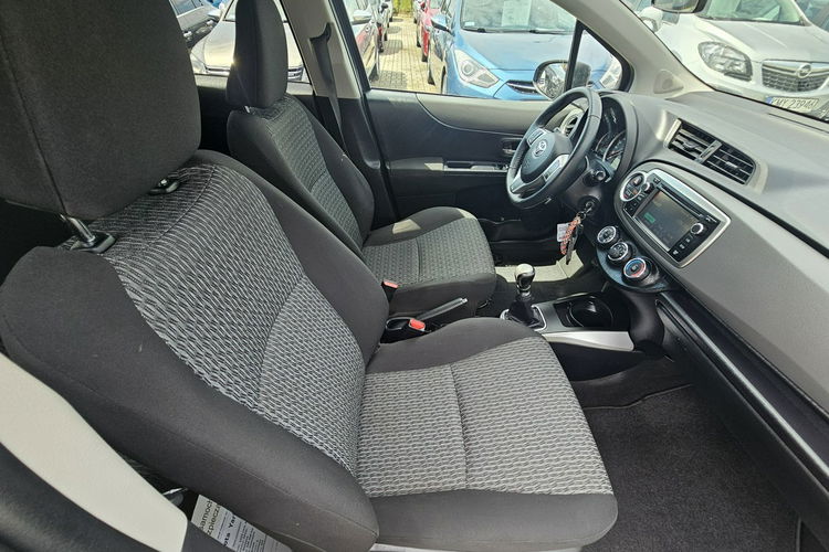 Yaris Kamera cofania, alufelgi, serwisoawany Toyota,  zdjęcie 28
