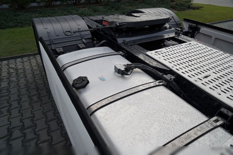 Iveco S-WAY / 480 / RETARDER / KLIMA POSTOJOWA / OPONY 100%  zdjęcie 17