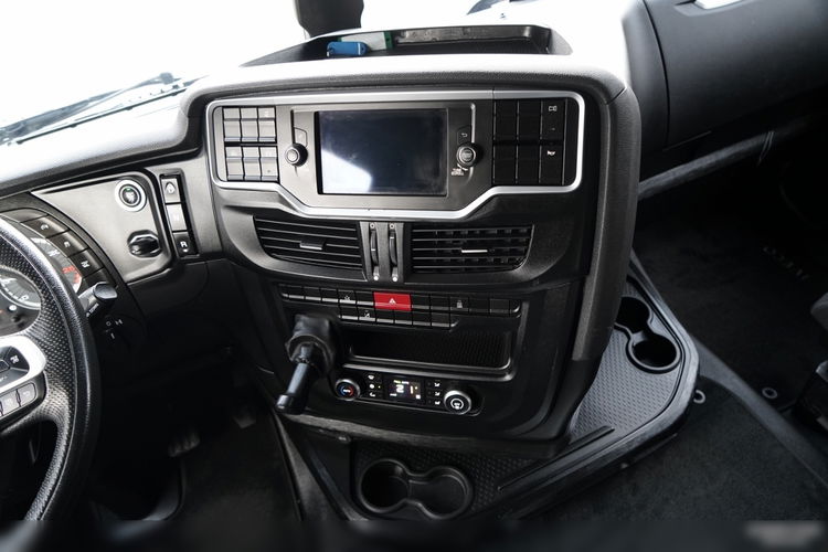 Iveco S-WAY / 480 / RETARDER / KLIMA POSTOJOWA / OPONY 100%  zdjęcie 30