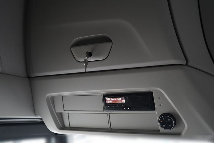 Iveco S-WAY / 480 / RETARDER / KLIMA POSTOJOWA / OPONY 100%  zdjęcie 33