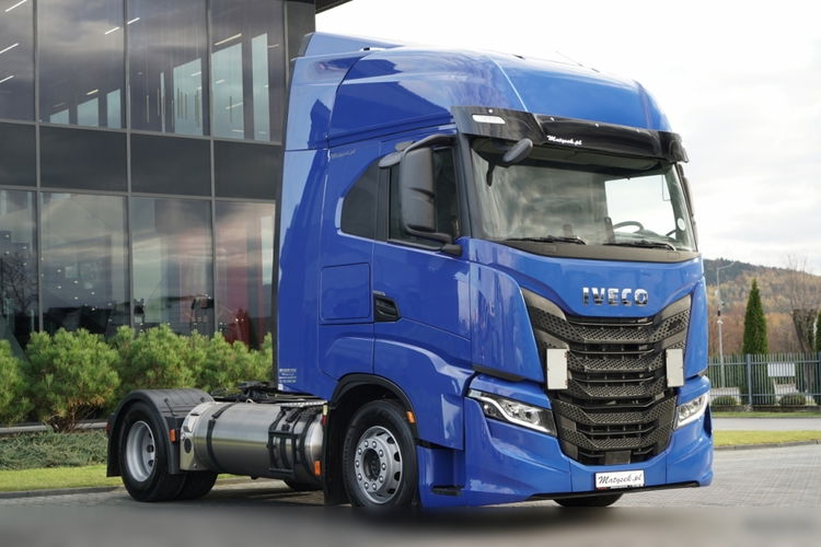 Iveco S-WAY / 460 / RETARDER /  LNG  zdjęcie 2