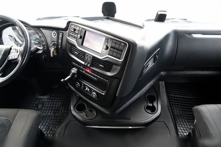 Iveco S-WAY / 460 / RETARDER /  LNG  zdjęcie 36