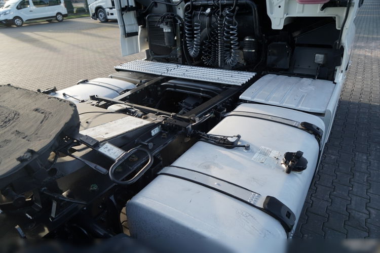 MAN TGX 18.470 / LOW DECK / MEGA / REGULOWANE SIODŁO / 2020 ROK / NAVI zdjęcie 16