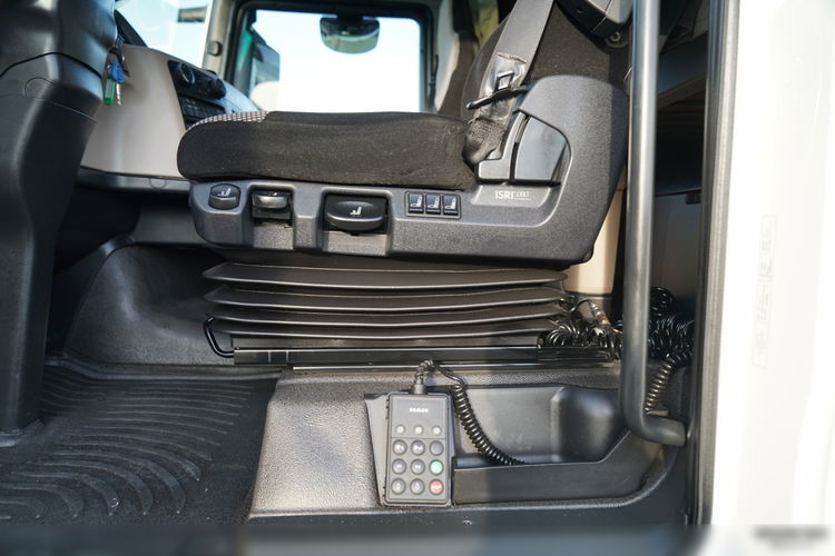 MAN TGX 18.470 / LOW DECK / MEGA / REGULOWANE SIODŁO / 2020 ROK / NAVI zdjęcie 26