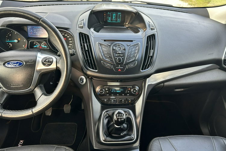 Ford Kuga Titanium zdjęcie 12