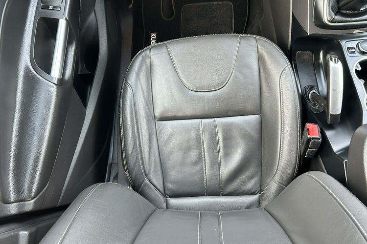 Ford Kuga Titanium zdjęcie 15